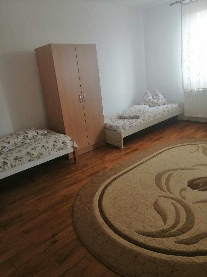 Helga House Pansiyon Turda Dış mekan fotoğraf